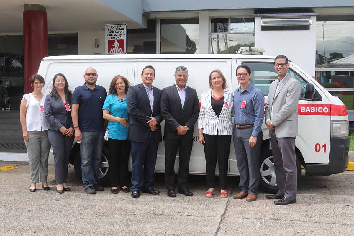 Bridgestone dona ambulancia a Fundación de Cuidados Paliativos en CR